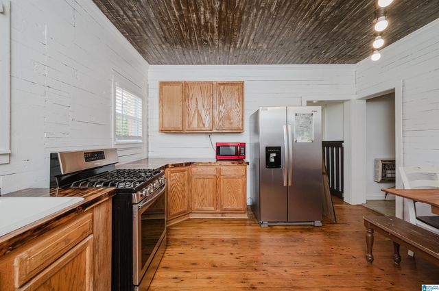 1352 COUNTY ROAD 185, Jemison, AL 35085