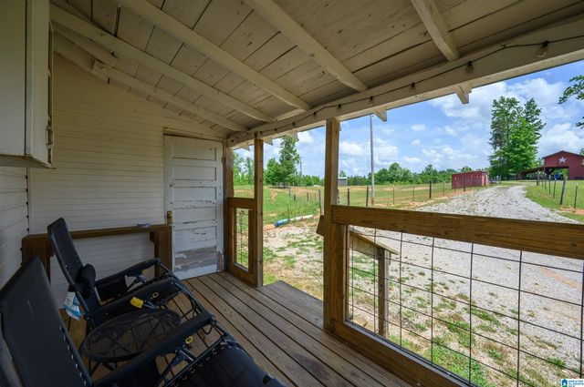 1352 COUNTY ROAD 185, Jemison, AL 35085