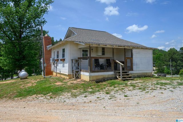1352 COUNTY ROAD 185, Jemison, AL 35085