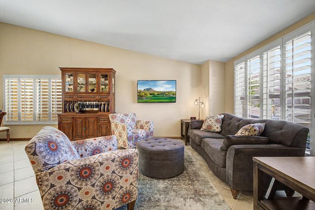 4333 E ALISO Canyon, Phoenix, AZ 85044