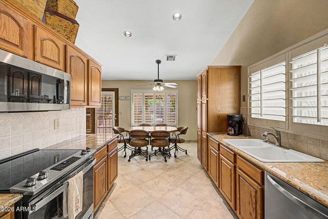 4333 E ALISO Canyon, Phoenix, AZ 85044