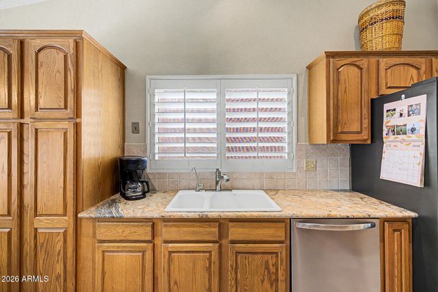4333 E ALISO Canyon, Phoenix, AZ 85044