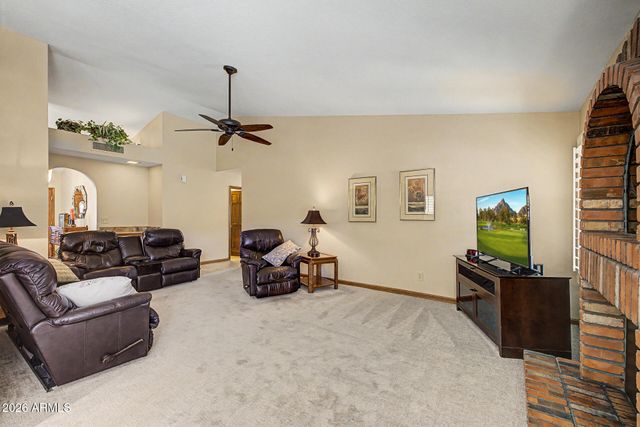 4333 E ALISO Canyon, Phoenix, AZ 85044