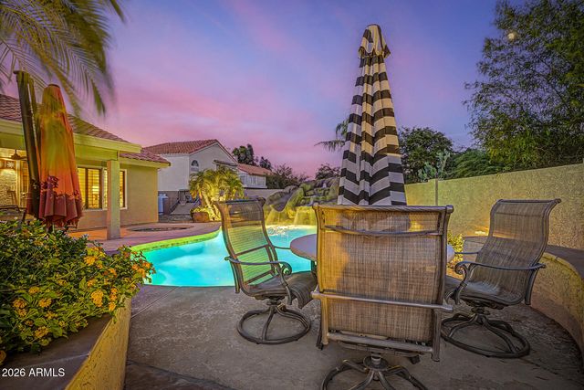 4333 E ALISO Canyon, Phoenix, AZ 85044