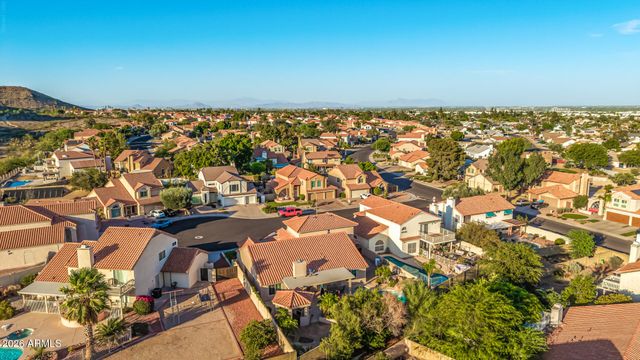 4333 E ALISO Canyon, Phoenix, AZ 85044