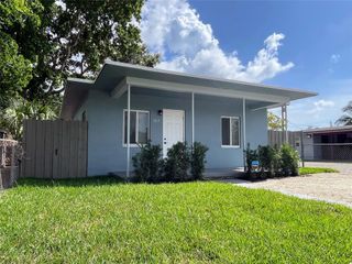 1617 NW 7th St, Fort Lauderdale, FL 33311