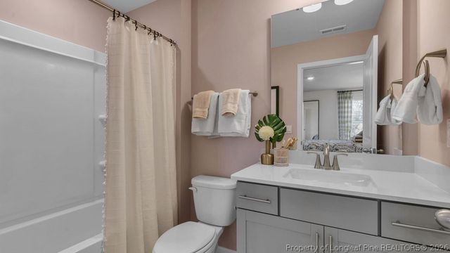 1017 Martin Farms Boulevard, Aberdeen, NC 28315