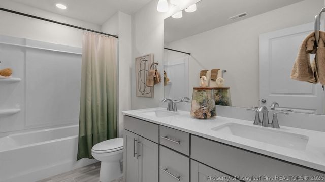 1017 Martin Farms Boulevard, Aberdeen, NC 28315