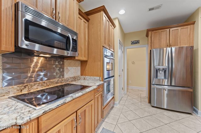 211 Port Side Drive, Sneads Ferry, NC 28460