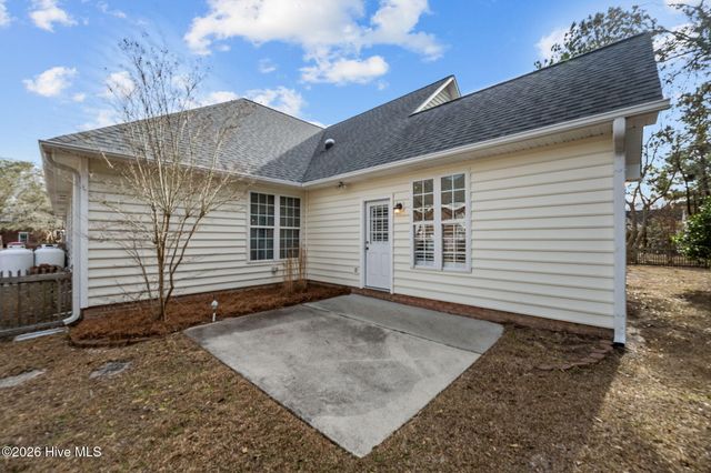 211 Port Side Drive, Sneads Ferry, NC 28460