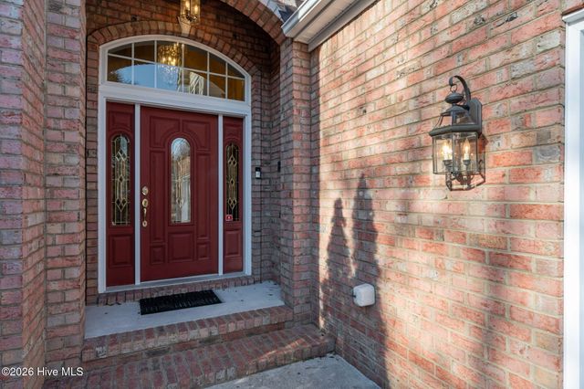 211 Port Side Drive, Sneads Ferry, NC 28460