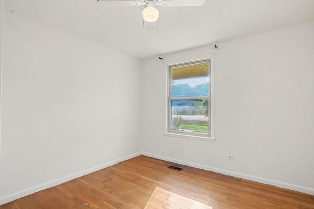 310 Binkley Dr, Nashville, TN 37211
