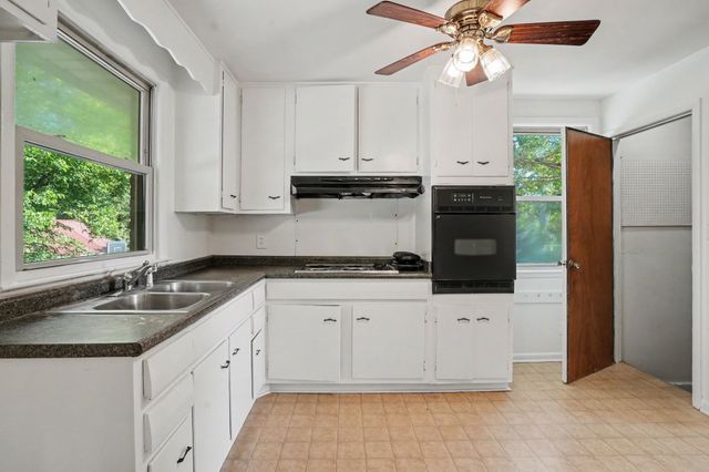 310 Binkley Dr, Nashville, TN 37211