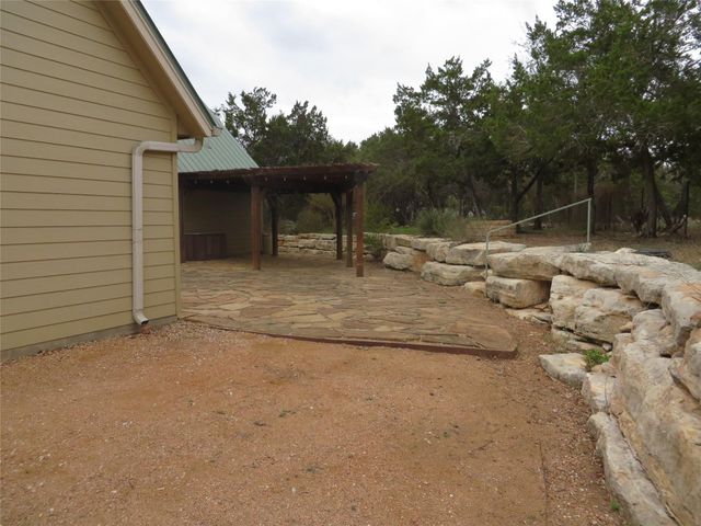 1761 Cottonwood RD, Fischer, TX 78623