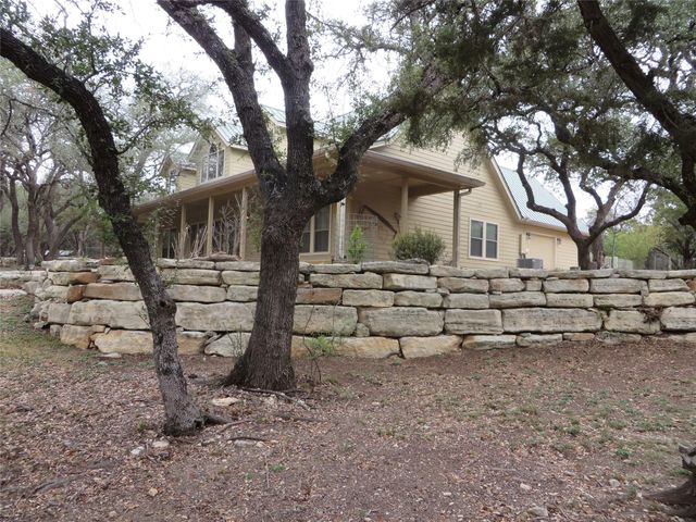 1761 Cottonwood RD, Fischer, TX 78623