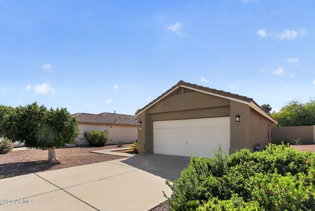 16464 N 137TH Drive, Surprise, AZ 85374 — photo 5