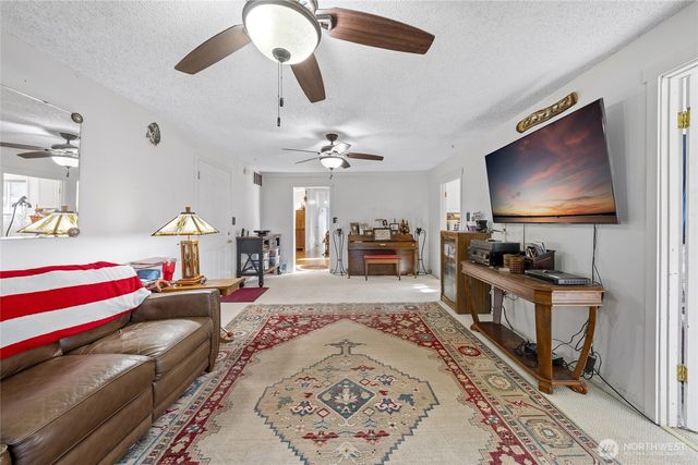 24661 SE 224th Street, Maple Valley, WA 98038