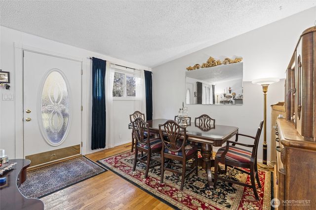 24661 SE 224th Street, Maple Valley, WA 98038