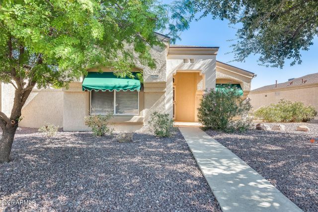 21759 N VERDE RIDGE Drive, Sun City West, AZ 85375