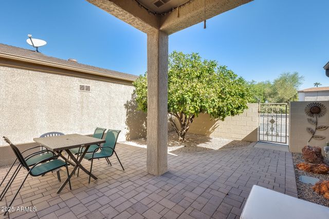 21759 N VERDE RIDGE Drive, Sun City West, AZ 85375