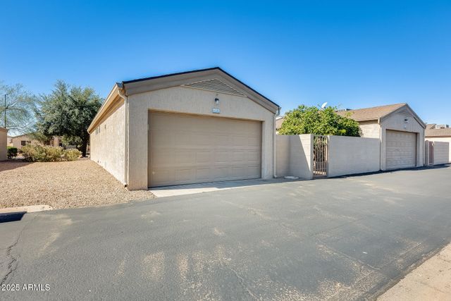 21759 N VERDE RIDGE Drive, Sun City West, AZ 85375