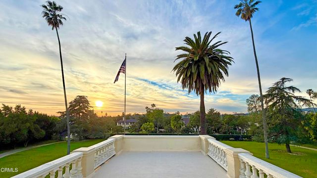 1230 S Oakland Avenue, Pasadena, CA 91106