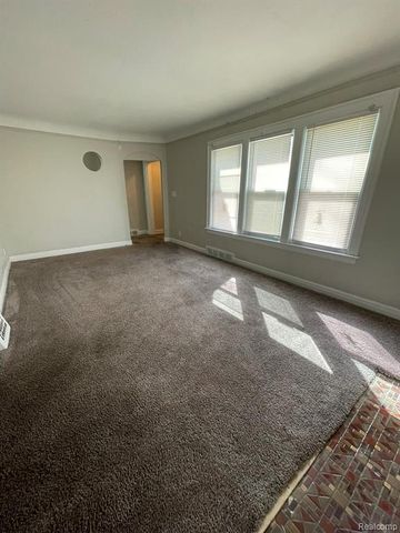 19156 Waltham Street, Detroit, MI 48205