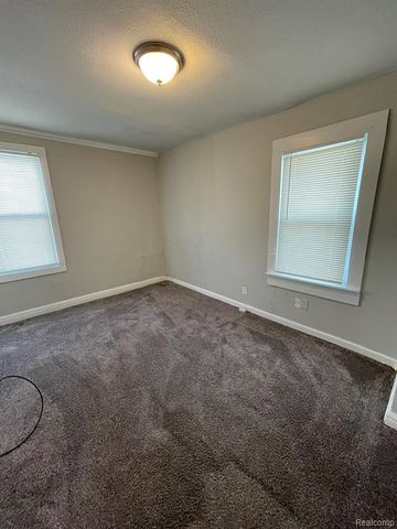 19156 Waltham Street, Detroit, MI 48205