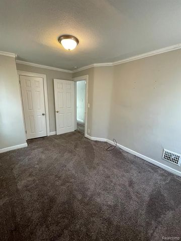 19156 Waltham Street, Detroit, MI 48205