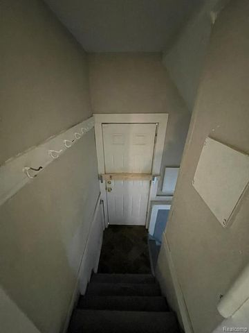 19156 Waltham Street, Detroit, MI 48205