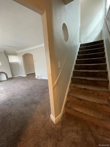 19156 Waltham Street, Detroit, MI 48205