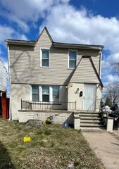 19156 Waltham Street, Detroit, MI 48205