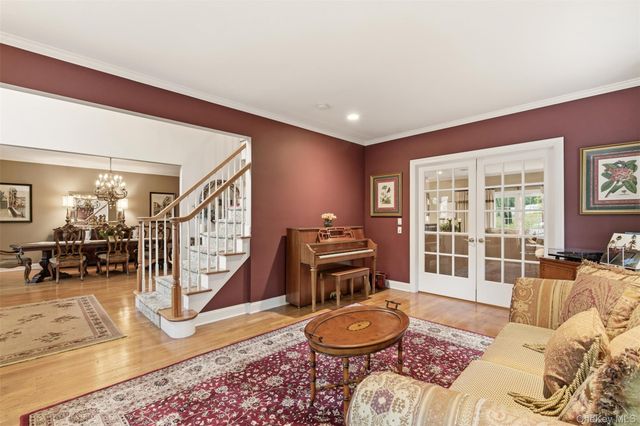 36 Rose Court, Northport, NY 11768