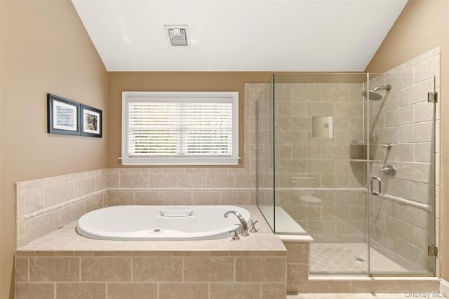 36 Rose Court, Northport, NY 11768