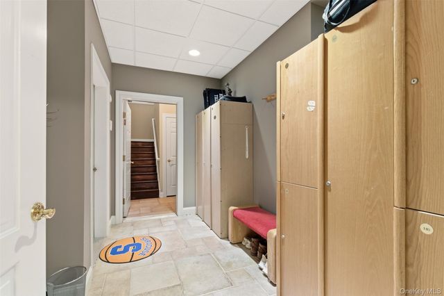 36 Rose Court, Northport, NY 11768