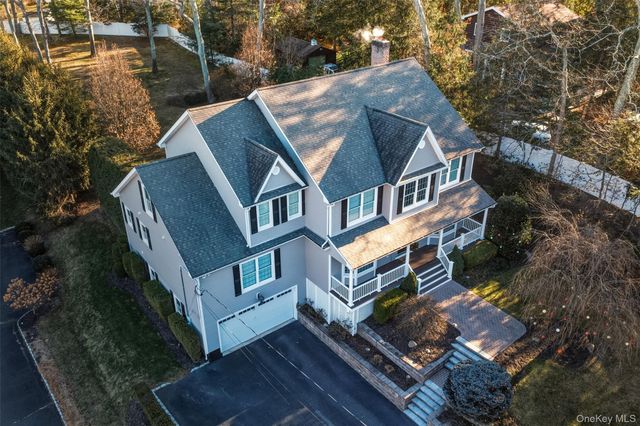 36 Rose Court, Northport, NY 11768