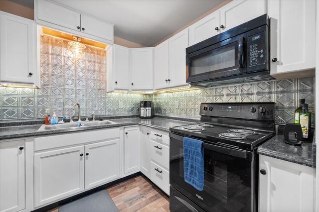 336 Arrowhead Street, Fort Worth, TX 76108