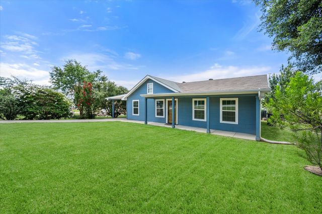 336 Arrowhead Street, Fort Worth, TX 76108