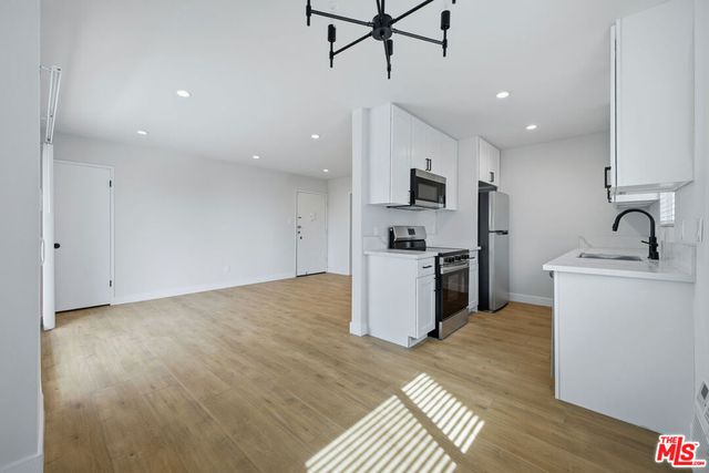 1738 Colby Avenue 4, Los Angeles, CA 90025