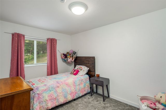 2097 Gull Way, Camano Island, WA 98282