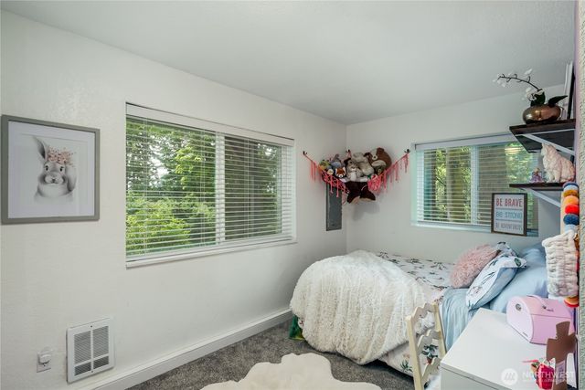 2097 Gull Way, Camano Island, WA 98282