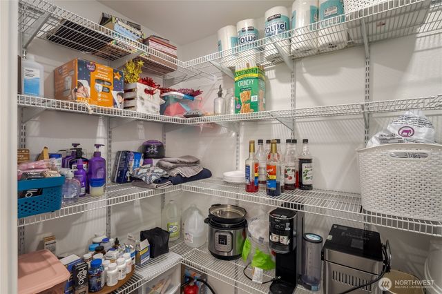 2097 Gull Way, Camano Island, WA 98282