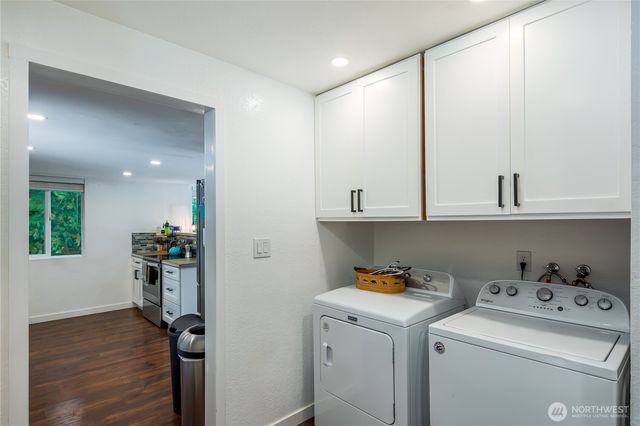 2097 Gull Way, Camano Island, WA 98282