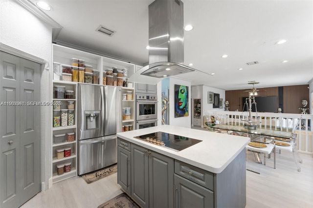 15255 SW 21st Pl, Miramar, FL 33027