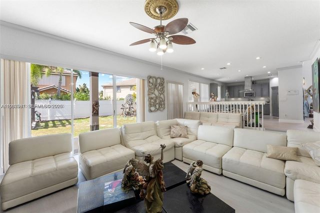 15255 SW 21st Pl, Miramar, FL 33027