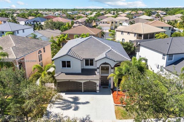 15255 SW 21st Pl, Miramar, FL 33027