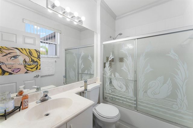 15255 SW 21st Pl, Miramar, FL 33027