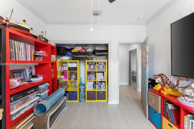 15255 SW 21st Pl, Miramar, FL 33027