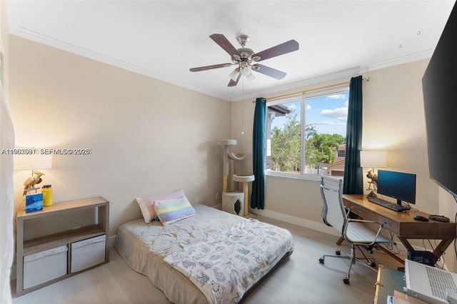 15255 SW 21st Pl, Miramar, FL 33027