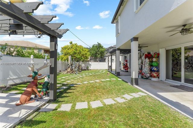 15255 SW 21st Pl, Miramar, FL 33027